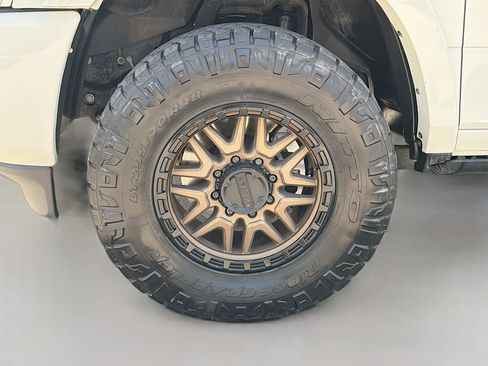 Used 2023 RAM 2500 Limited image 42