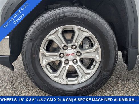 Used 2025 GMC Sierra 1500 SLT image 11