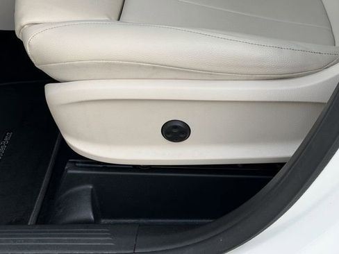 Used 2021 Mercedes-Benz GLA 250 image 13