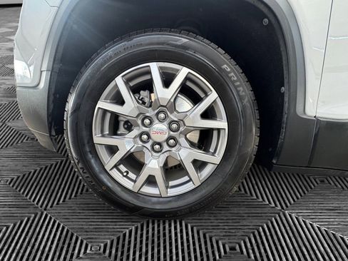 Used 2021 GMC Acadia SLT image 9