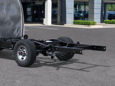 New 2025 GMC Savana 3500 w/ Power Convenience Package image 41