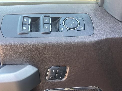 Used 2020 Ford F150 King Ranch w/ Equipment Group 601A Luxury AWD/4WD image 32