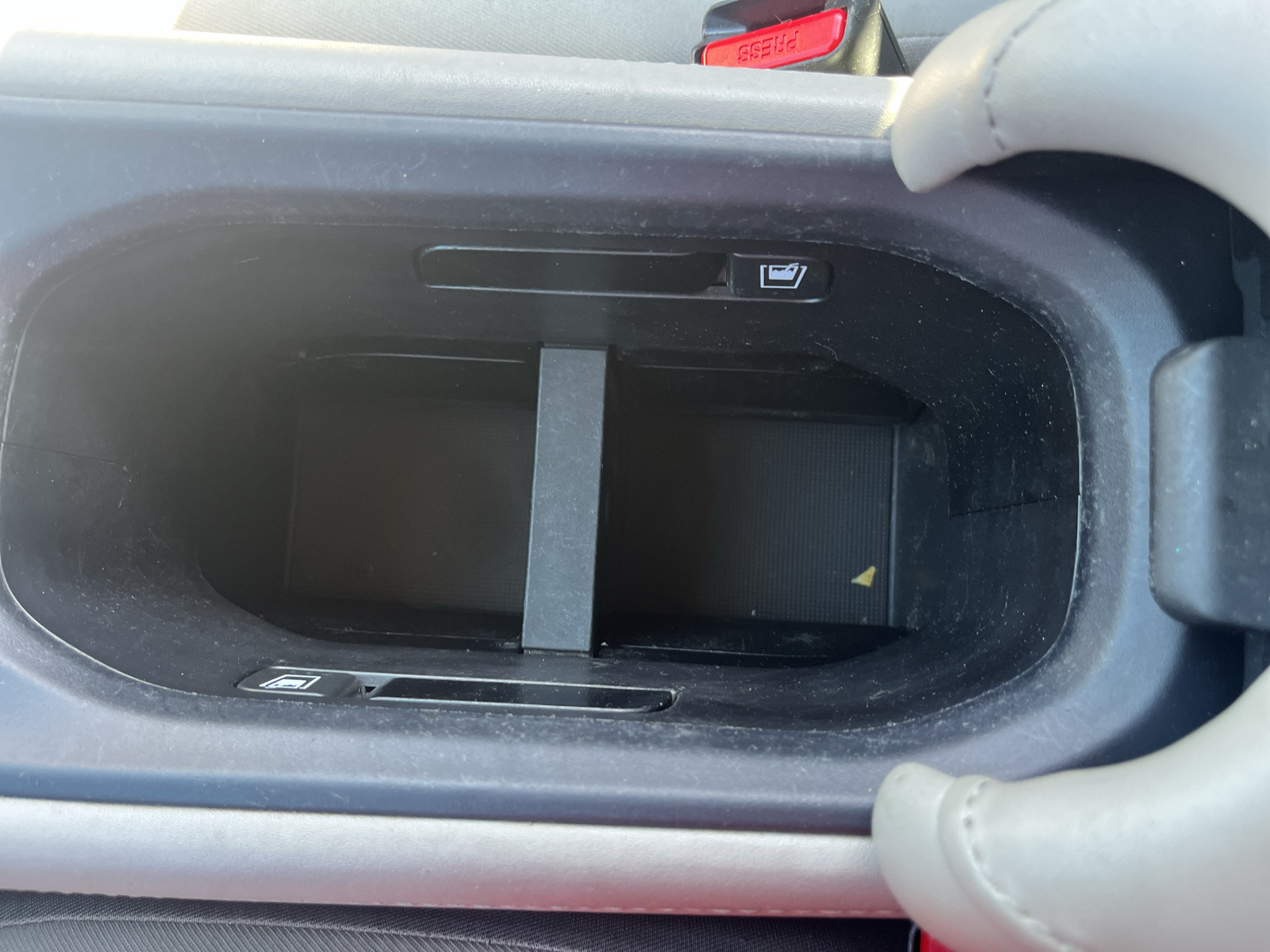 Used 2021 Honda HR-V LX image 23