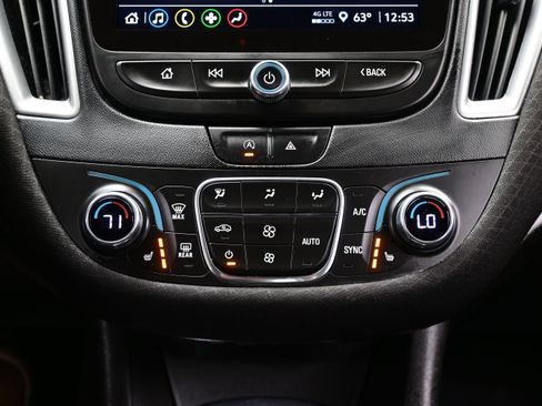 Used 2023 Chevrolet Malibu LT w/ Driver Confidence Package FWD image 21