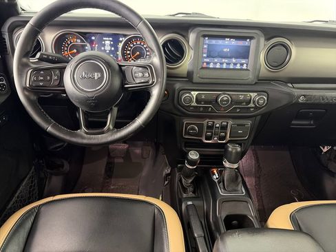 Used 2019 Jeep Wrangler Unlimited Sport S AWD/4WD image 14