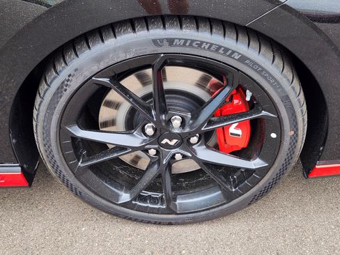 New 2025 Hyundai Elantra N image 17