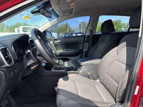 Used 2020 Kia Sportage LX FWD image 20