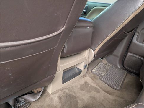 Used 2017 Chevrolet Silverado 1500 LT w/ All Star Edition image 29