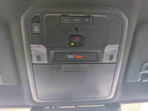 Used 2024 Toyota Tacoma SR5 AWD/4WD image 28