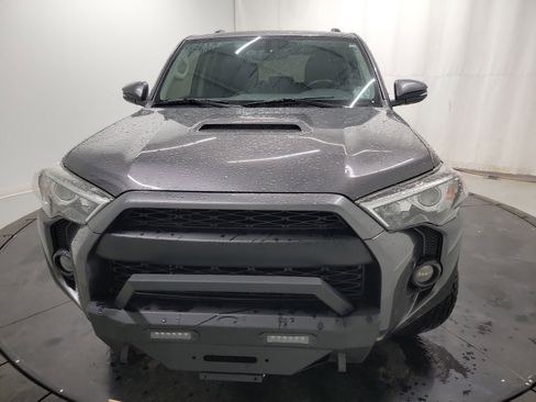 Used 2018 Toyota 4Runner TRD Off-Road Premium image 2