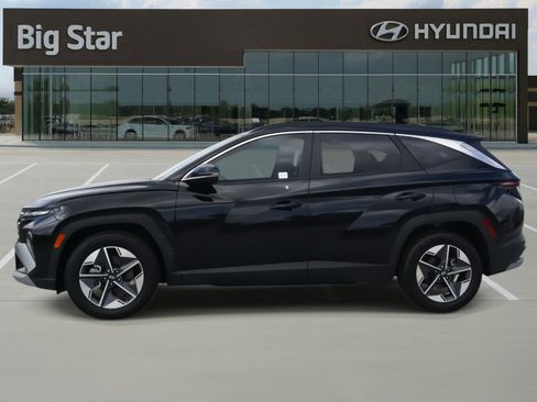 Certified 2025 Hyundai Tucson SEL image 2