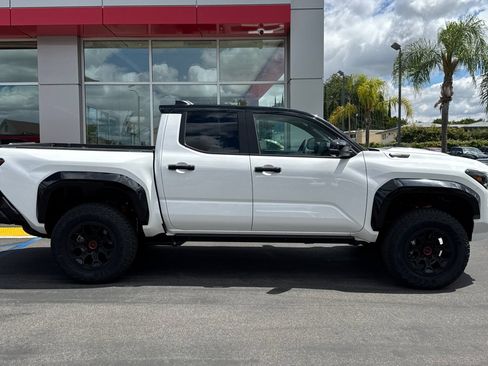 Certified 2026 Toyota Tacoma TRD Pro w/ Tow Tech Package AWD/4WD image 4