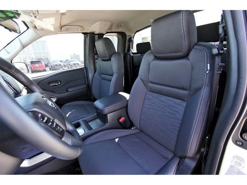 Certified 2024 Nissan Frontier SV w/ SV Convenience Package image 26