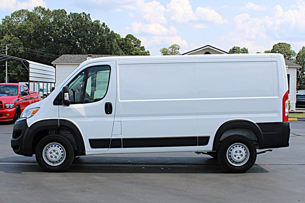 Used 2025 RAM ProMaster 2500 w/ U-Haul Equipment Group FWD image 6