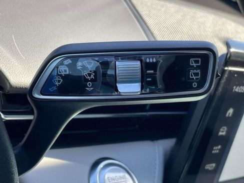 New 2026 Lincoln Nautilus Reserve image 19