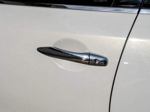 Used 2015 INFINITI QX70 2WD w/ Premium Package image 43