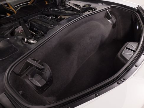 Used 2020 Chevrolet Corvette Stingray Preferred Cpe w/ 2LT Preferred Equipment Group RWD image 58