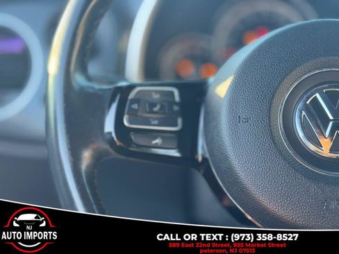 Used 2013 Volkswagen Beetle 2.0T image 18