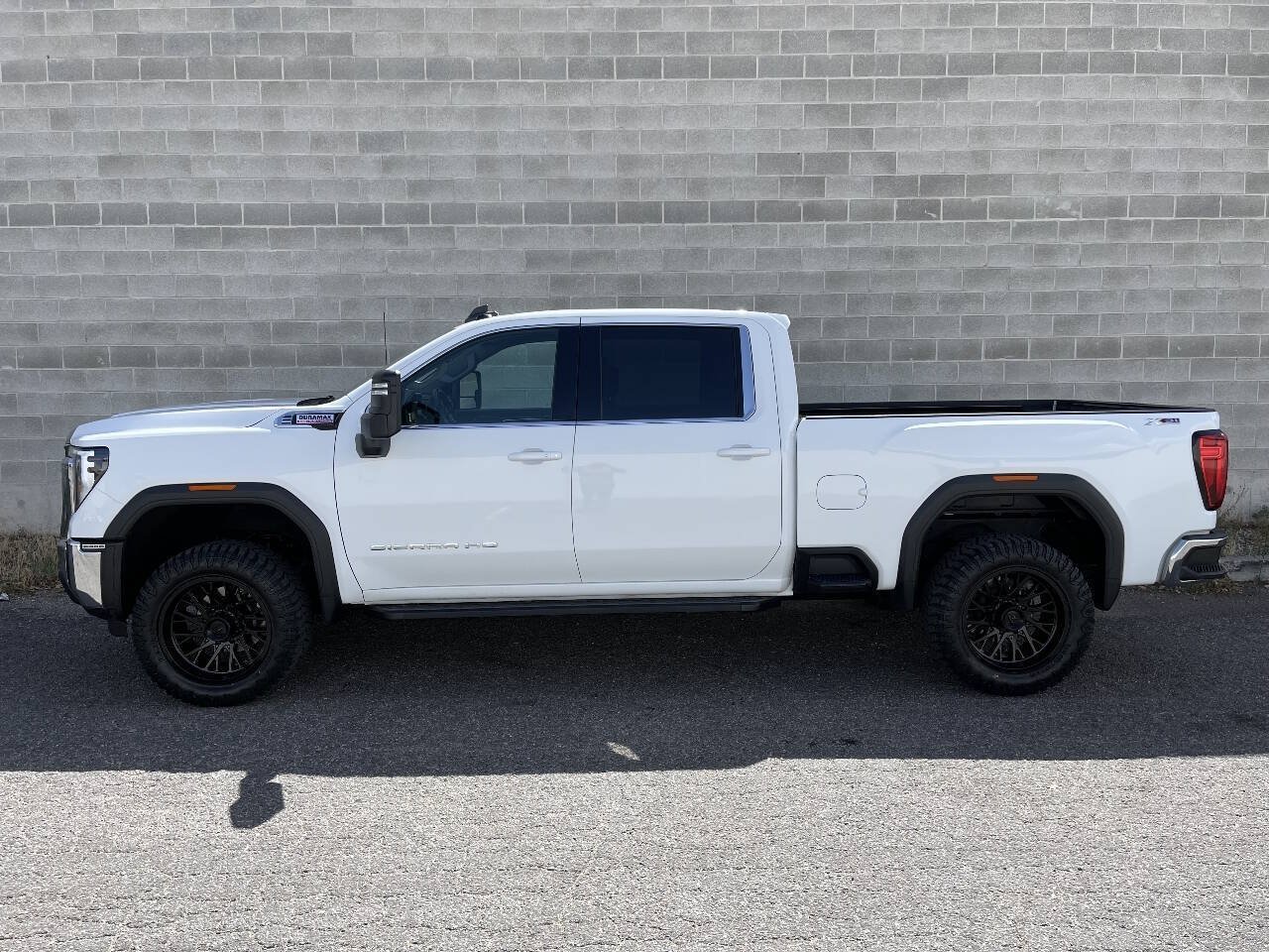 Used 2024 GMC Sierra 2500 SLE w/ SLE Convenience Package AWD/4WD image 6