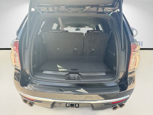 Used 2023 Chevrolet Tahoe Premier RWD image 24