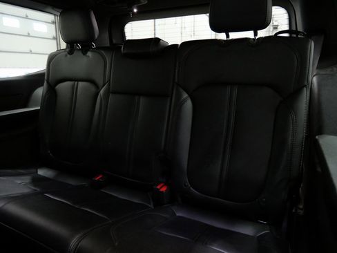 Used 2023 Jeep Wagoneer Series II w/ Convenience Group I image 22