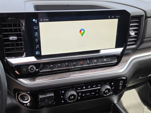 Used 2023 Chevrolet Silverado 1500 LTZ AWD/4WD image 10