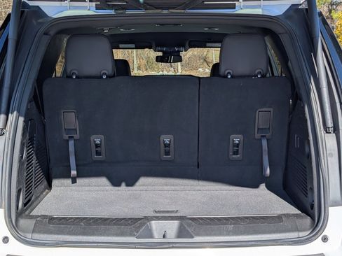 Used 2024 Chevrolet Tahoe LT image 30