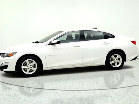 Used 2021 Chevrolet Malibu LS w/ Driver Confidence Package II FWD image 8
