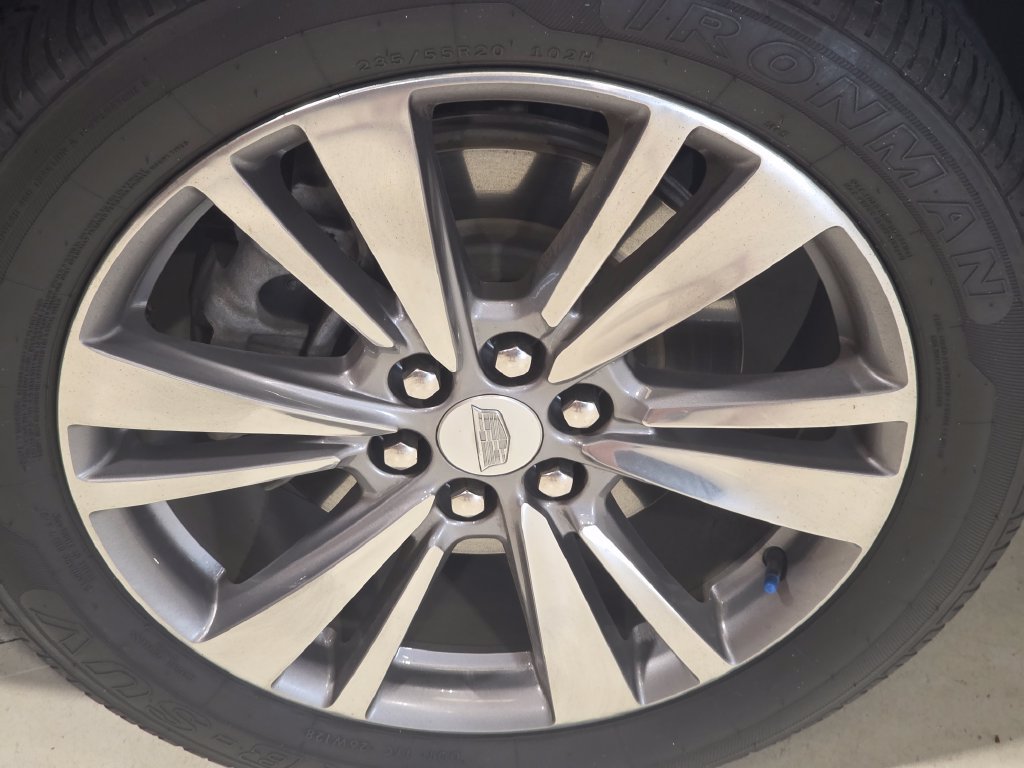Used 2023 Cadillac XT6 Premium Luxury FWD image 7
