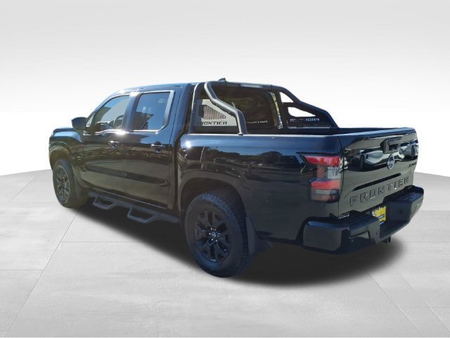 Used 2023 Nissan Frontier SV w/ Midnight Edition Package AWD/4WD image 8