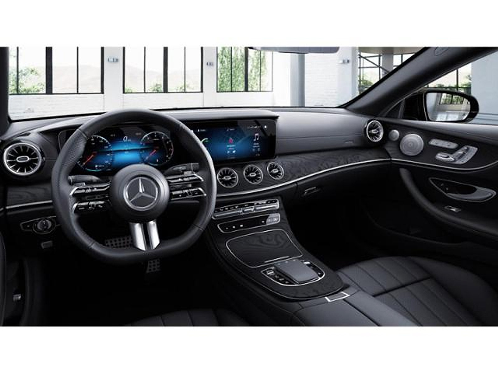 Used 2023 Mercedes-Benz E 450 Coupe image 3