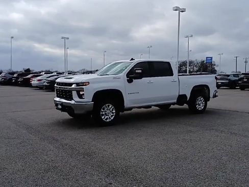 Used 2023 Chevrolet Silverado 2500 LT image 4
