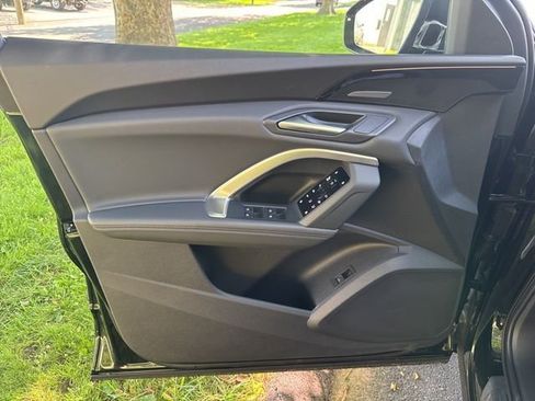 New 2025 Audi Q5 Premium Plus image 8