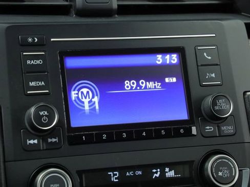 Used 2021 Honda Civic LX image 17