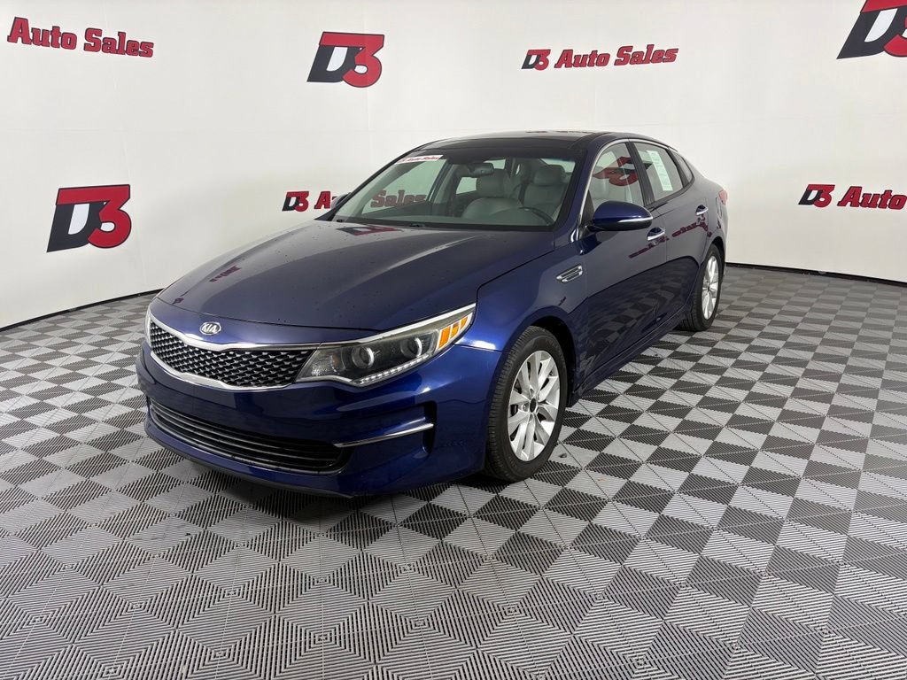 Used 2016 Kia Optima EX w/ Premium Package FWD image 2