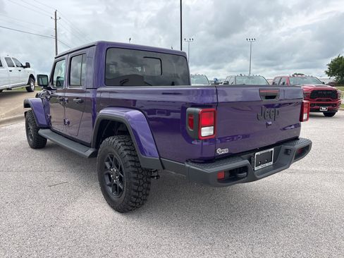 New 2026 Jeep Gladiator Sport AWD/4WD image 4