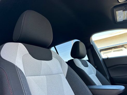 Certified 2024 Chevrolet Trax RS w/ Driver Confidence Package FWD image 21
