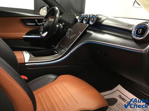 Used 2022 Mercedes-Benz C 300 4MATIC Sedan image 38