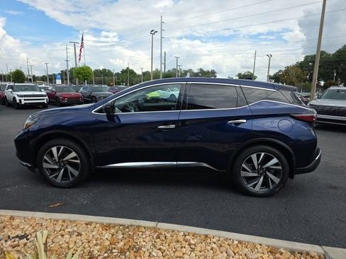 Used 2023 Nissan Murano SL w/ SL Moonroof Package AWD/4WD image 12