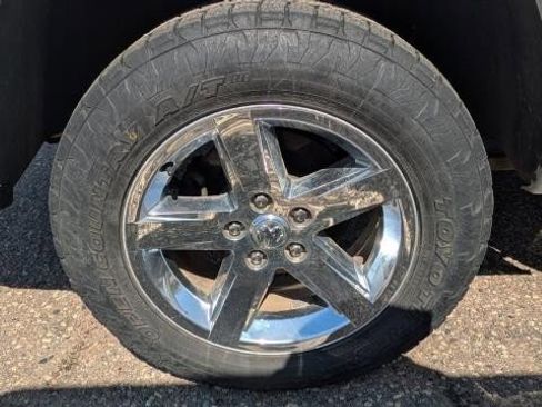 Used 2014 RAM 1500 Express AWD/4WD image 22