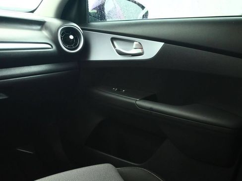 Used 2023 Kia Forte LXS w/ LXS Technology Package FWD image 45
