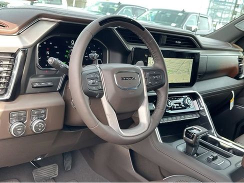 New 2026 GMC Sierra 1500 Denali AWD/4WD image 27