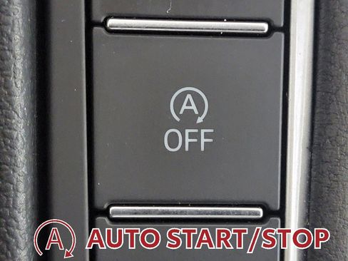 Used 2024 Volkswagen Jetta SE image 26