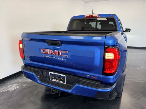 Used 2023 GMC Canyon AT4 w/ AT4 Premium Package AWD/4WD image 5