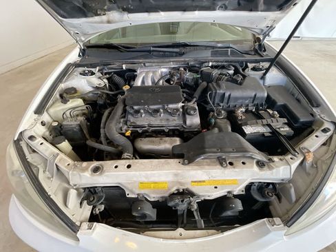 Used 2002 Toyota Camry LE image 23