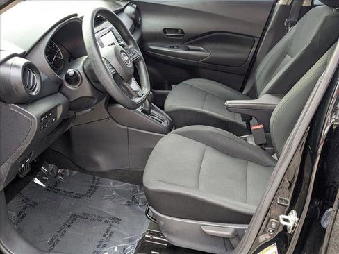 Used 2023 Nissan Kicks S image 15