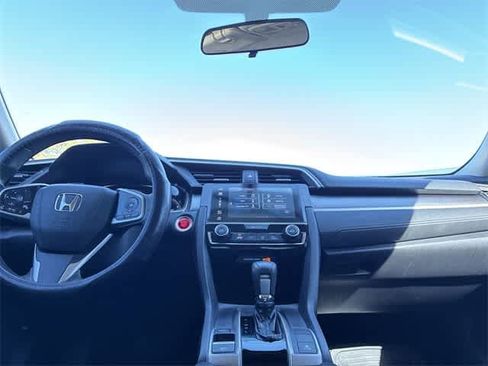 Used 2018 Honda Civic EX image 30