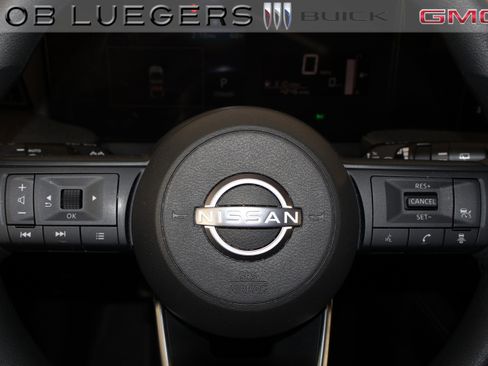 Used 2025 Nissan Kicks SV image 23