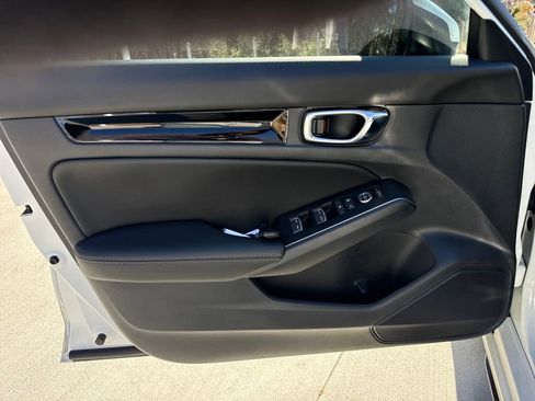 Certified 2024 Honda Civic Sport Touring image 13