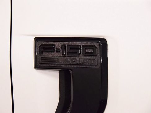 Used 2026 Ford F150 Lariat AWD/4WD image 12